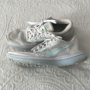 Nike Women’s Sneakers